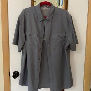 Columbia Men’s short sleeve Sz.L